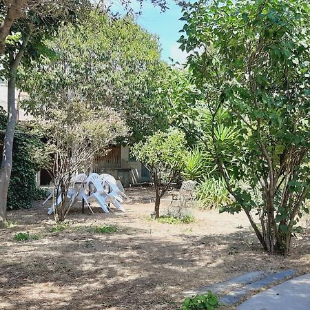 Maison Lumineuse Et Spacieuse Avec Jardin Arbore La Valette-du-Var Exteriör bild