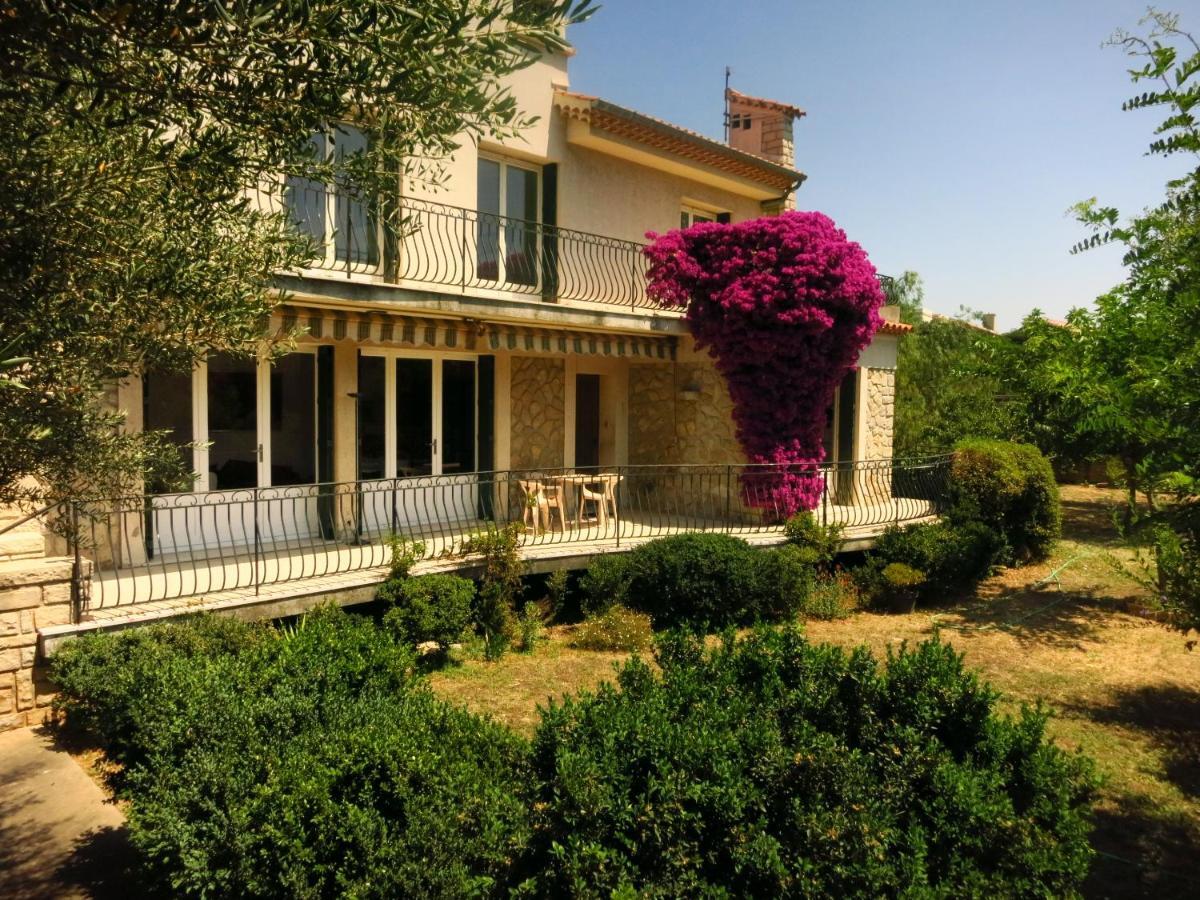 Maison Lumineuse Et Spacieuse Avec Jardin Arbore La Valette-du-Var Exteriör bild