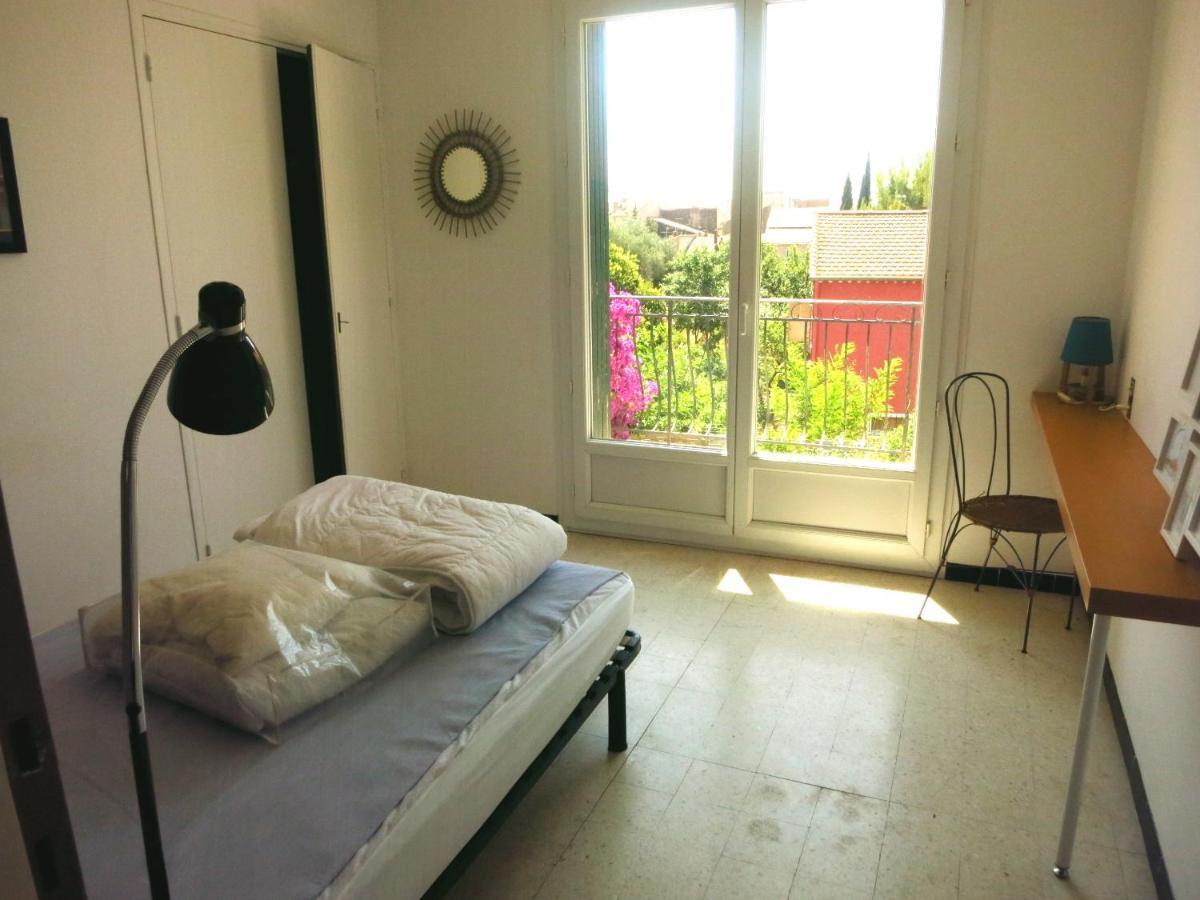 Maison Lumineuse Et Spacieuse Avec Jardin Arbore La Valette-du-Var Exteriör bild