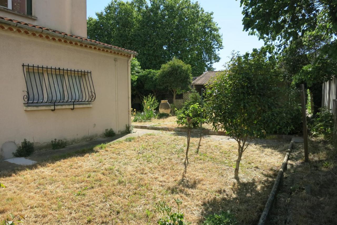 Maison Lumineuse Et Spacieuse Avec Jardin Arbore La Valette-du-Var Exteriör bild