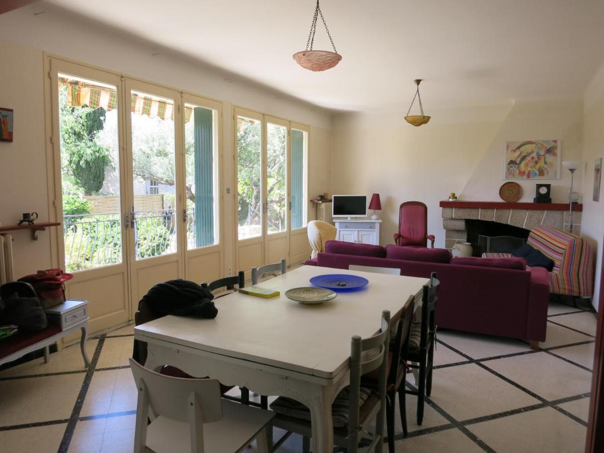 Maison Lumineuse Et Spacieuse Avec Jardin Arbore La Valette-du-Var Exteriör bild