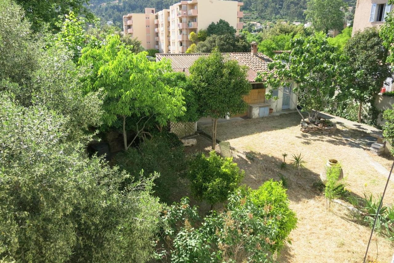 Maison Lumineuse Et Spacieuse Avec Jardin Arbore La Valette-du-Var Exteriör bild
